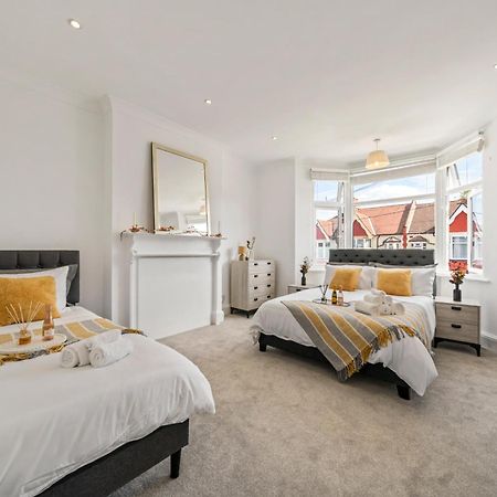 2025 Award Winning - 2 Bedroom Luxury Apartment Next To Wembley Stadium ロンドン エクステリア 写真
