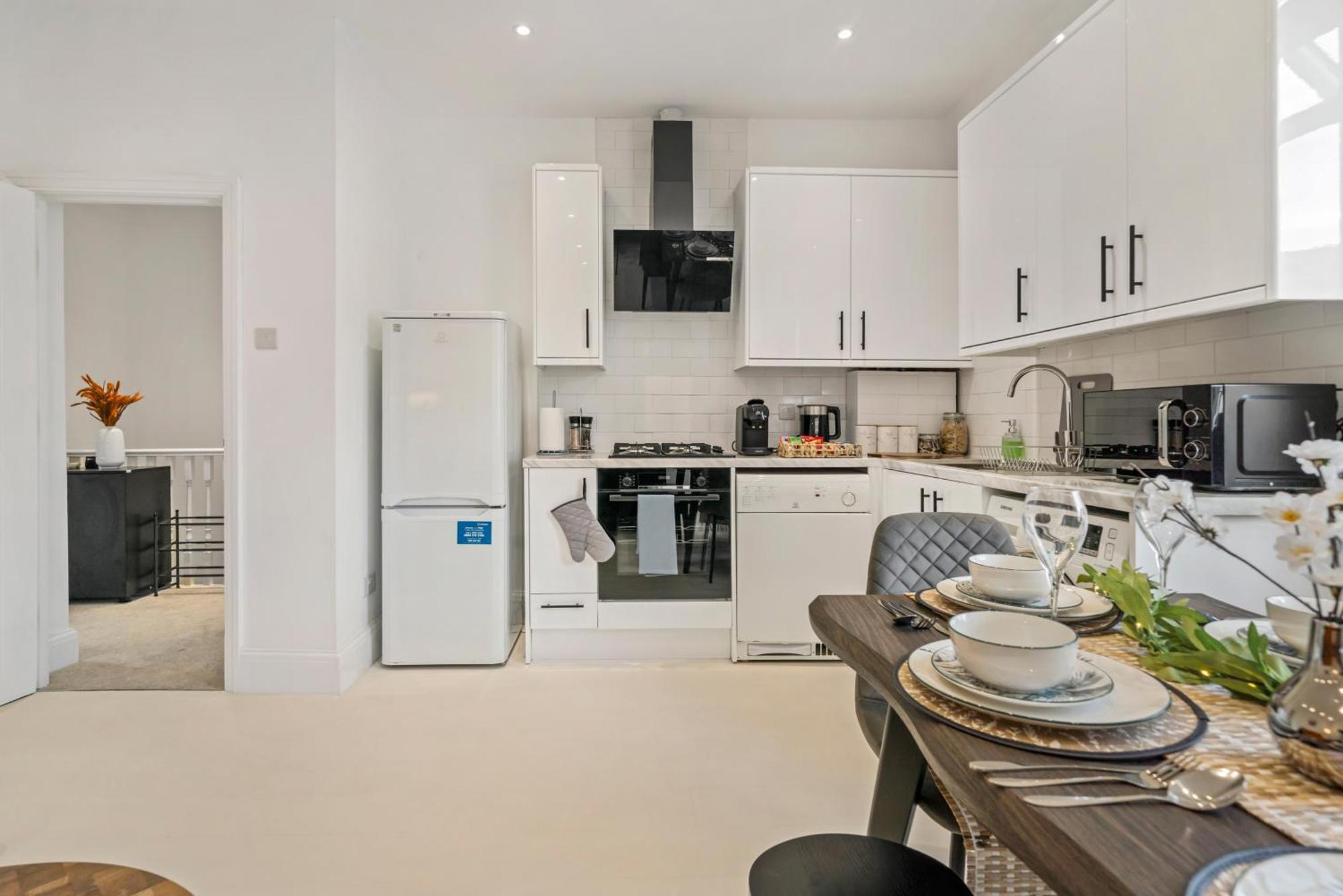 2025 Award Winning - 2 Bedroom Luxury Apartment Next To Wembley Stadium ロンドン エクステリア 写真